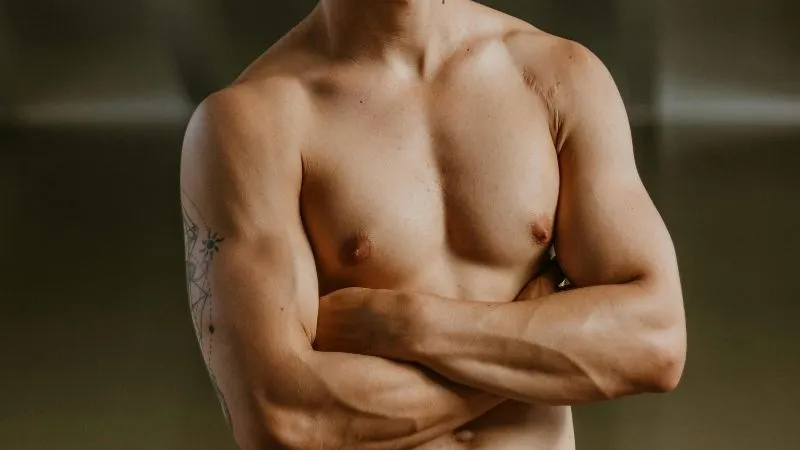 İzsiz Jinekomasti Ameliyatı - Erkeklerde İzsiz Meme Küçültme Antalya İzsiz Jinekomasti Ameliyatı - Erkeklerde İzsiz Meme Küçültme - Antalya